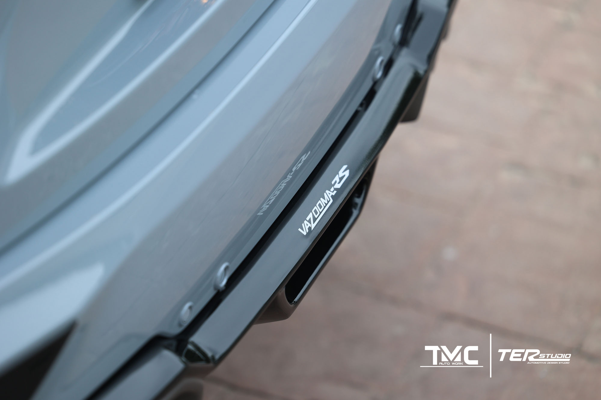 ชุดแต่งสเกิร์ตรอบคัน VAZOOMA-RS ( RS ) MU-X 2025