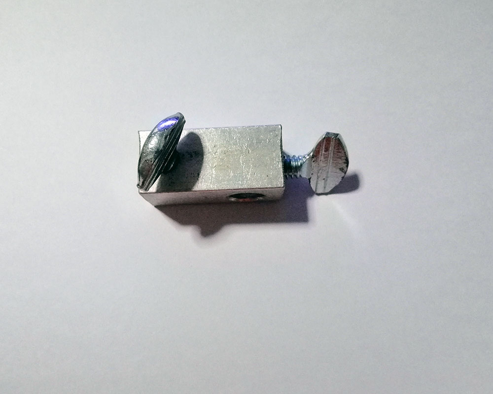 ข้อต่อแคล้มสำหรับยึดกับขาตั้ง