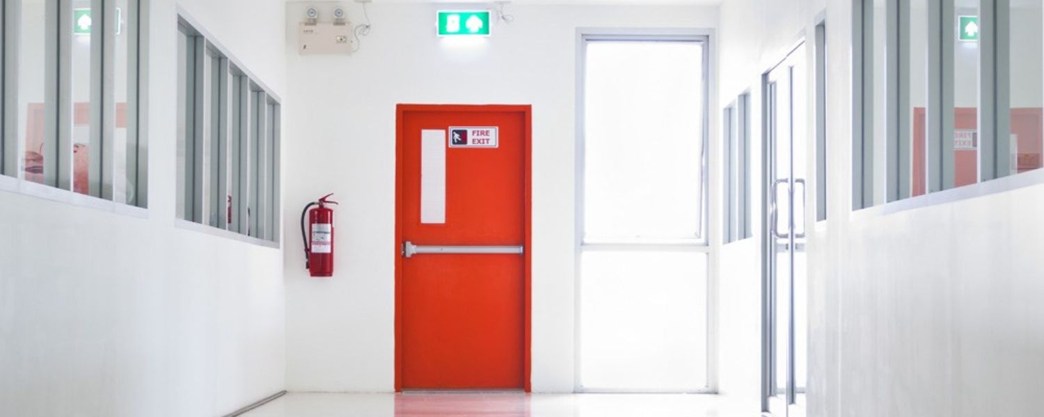 ประตูหนีไฟ ราคาถูก แบบมาตรฐาน ตามกฎหมาย