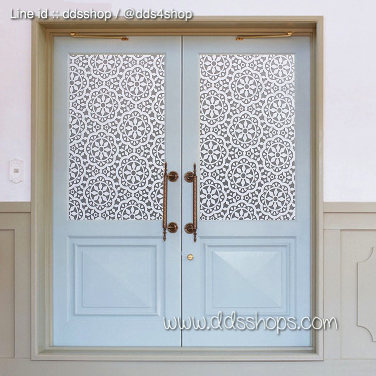 --หมดชั่วคราว- PVC สูญญากาศติดกระจก "White Flower Vintage" หน้ากว้าง 90 cm x 100cm (สั่งมากกว่า 1m ตัดยาวต่อเนื่อง)