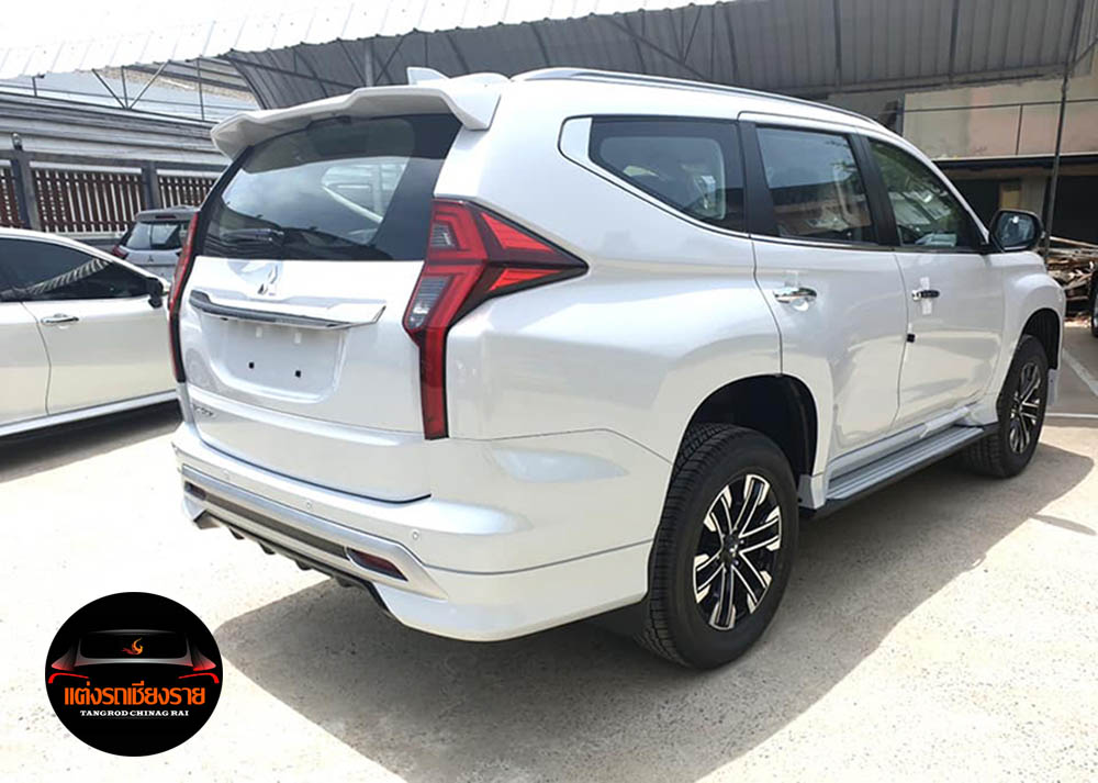 ชุดแต่งรอบคัน OEM PAJERO SPORT 2019