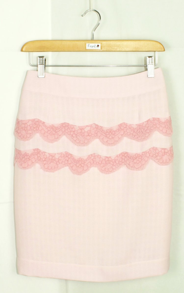 SK-171 กระโปรงแฟชั่น&ทำงาน ทรงสอบ ผ้า CHANEL สีชมพู ตัดต่อ 2 ชั้นด้วยผ้าลูกไม้สีชมพู