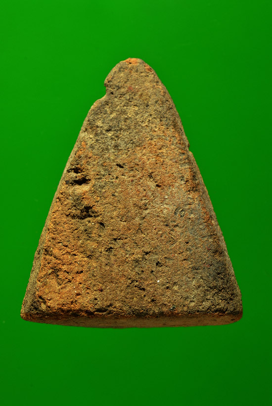 หลวงพ่อโป้ เนื้อดิน กรุเมืองอยุธยา