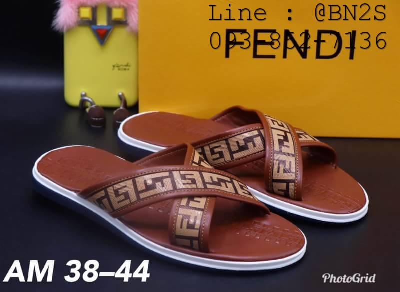 รองเท้าแตะผู้ชาย สวม x กากบาท ลาย FF ไซต์ 38-43 สีน้ำตาล