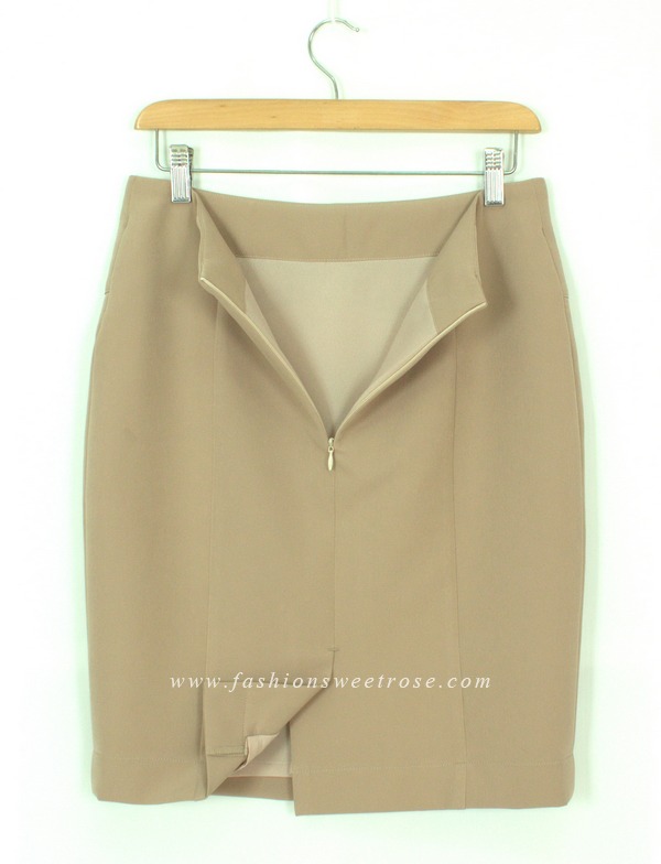 SK-456 กระโปรงทรงสอบ ผ้า Double Twist สีเบจ