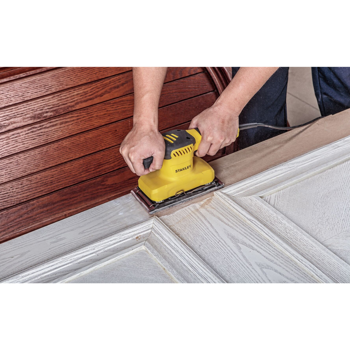 STANLEY เครื่องขัดกระดาษทรายแบบเหลี่ยม ขนาด 1/3 นิ้ว กำลังไฟ 280 วัตต์ รุ่น SS28-B1