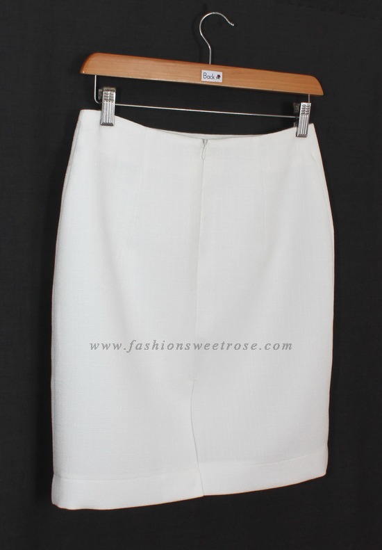 SK-435 กระโปรงทรงดินสอ ผ้า CHANEL สีขาว
