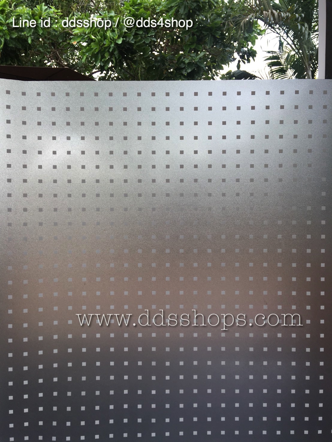 PVC สุญญากาศติดกระจก "White Cube" หน้ากว้าง 120cm x 100 cm