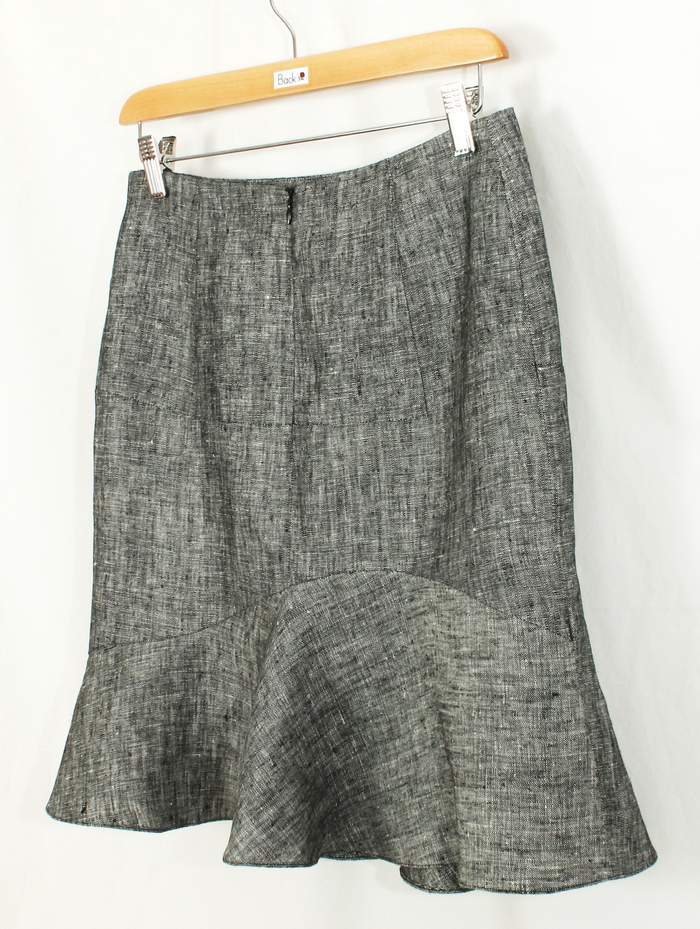 SK-221 กระโปรงแฟชั่น&ทำงาน ทรงย้วย ผ้าลินินญี่ปุ่นเชมเบ้ โทนดำ