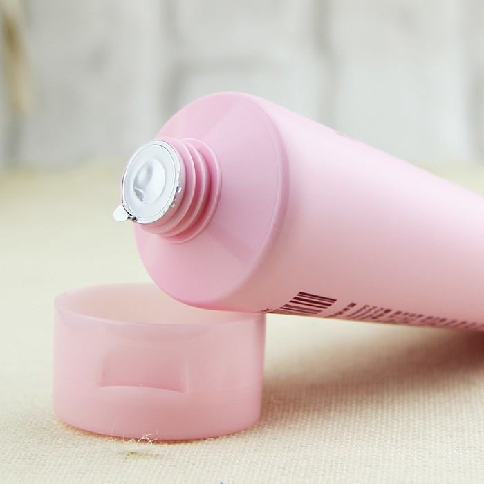 โลชั่นน้ำหอม R-Series Hand & Body Lotion 200ml.