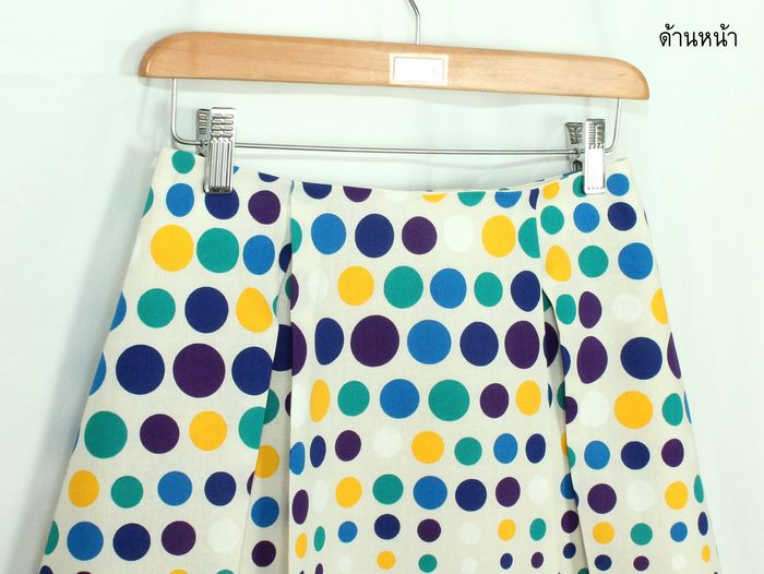 SK-257 กระโปรงแฟชั่น&ทำงาน ทรงบาน ผ้าคอตตอนญี่ปุ่น พิมพ์ลายจุดหลากสี