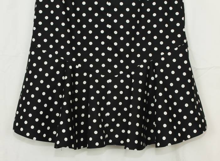 SK-198 กระโปรงแฟชั่น&ทำงาน ทรงย้วย ผ้าคอตต้อนญี่ปุ่นสีดำ Polka Dot Black