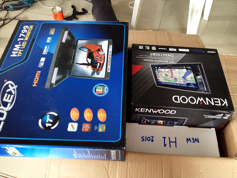 HYUNDAI H-1 TOURING 2016 [ ประตูไฟฟ้า 2 ข้าง + เครื่องเสียง + ชุดแต่งรอบคัน + ผ้าม่าน ] {บ5742}