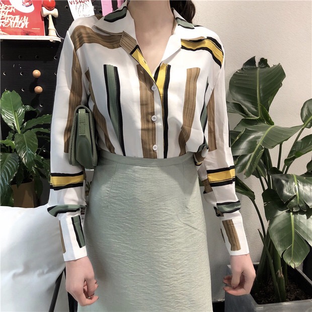 เสื้อเชิ้ตลายทางหลากสี