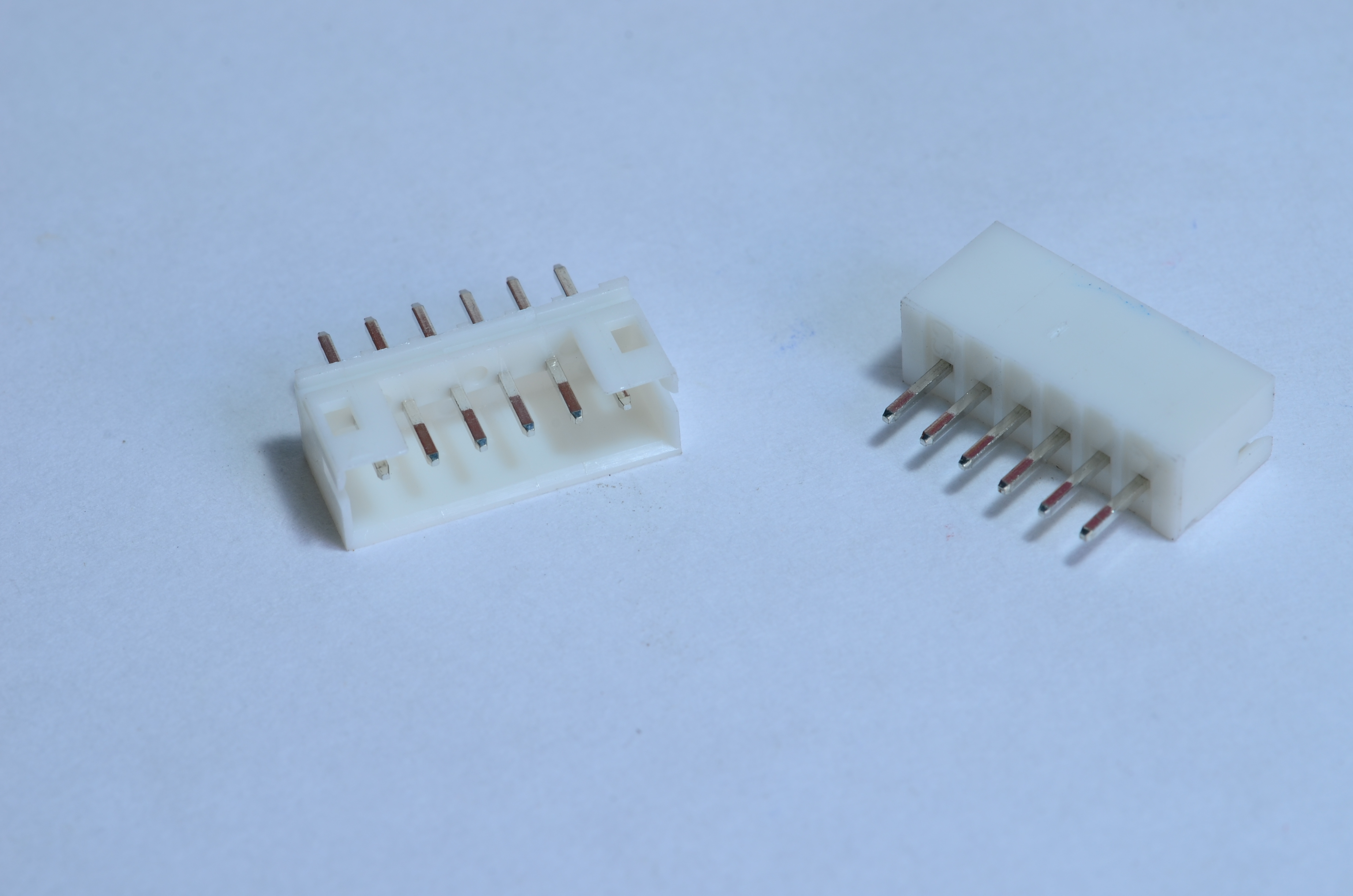 112506ST/RH : 2mm,6pins,wafer connector
