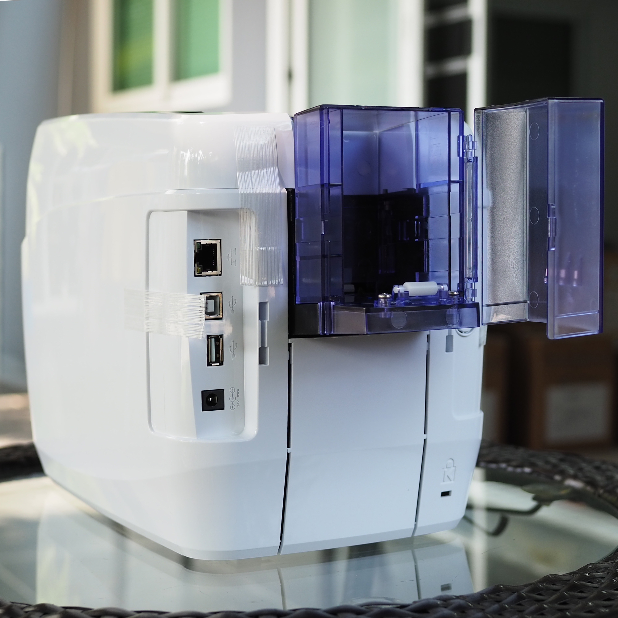 Pointman เครื่องพิมพ์บัตรพลาสติก เครื่องพิมพ์บัตรพนักงาน บัตรข้าราชการ บัตรประจำตัว บัตรนักเรียน Card printer Nuvia N20 Dual พิมพ์สองด้านอัตโนมัติ