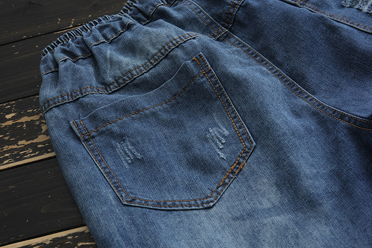 JPNT-009 กางเกงยีนส์ขายาว 5 ส่วน ปักลายการ์ตูน เอวยางยืด เนื้อผ้านิ่มไม่หนา