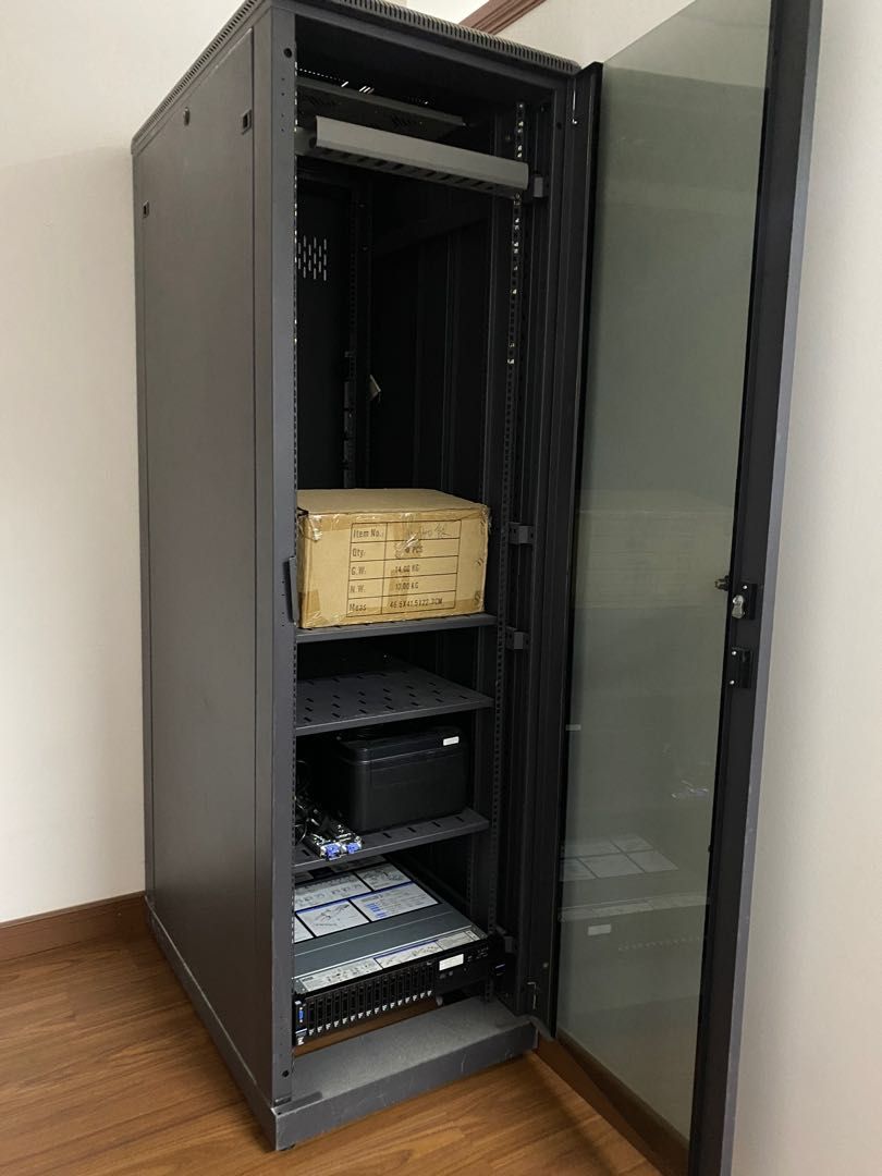 ตู้แร็คตั้งพื้น 42U