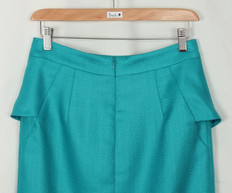 SK-191 กระโปรงแฟชั่น&ทำงาน ทรงสอบ ผ้า CHANEL สีฟ้า ด้านหน้ากระโปรงจับจีบระบาย