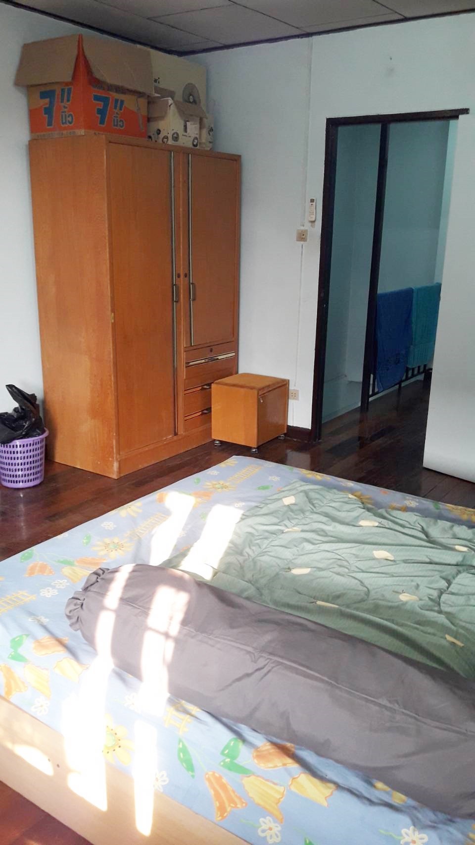 🏡 ขายทาวน์เฮ้าส์ 2 ชั้น หมู่บ้านเสนาวิลล่า 84 แฮปปี้แลนด์ สาย 1 แยก 3 📍 ทำเลดี ติดถนนเมน ใกล้เดอะมอลล์บางกะปิ & MRT บางกะปิ - 00058