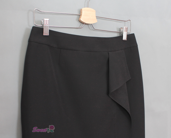 SK-505 กระโปรงทรงสอบ ผ้าเมแกนสีดำ
