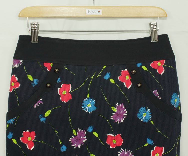 SK-181 กระโปรงแฟชั่น&ทำงาน ทรงสอบ ผ้าญี่ปุ่นผสมสเป็นเด็กพิมพ์ลายดอกไม้โทนน้ำเงิน