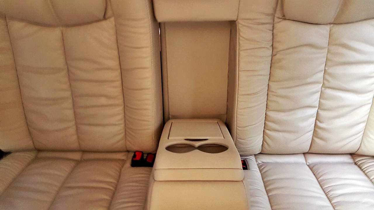 HYUNDAI H-1 DELUXE รถเกาหลี [ เบาะ + คอนโซล + กุหลังคา + พรม ] - ษ 2644