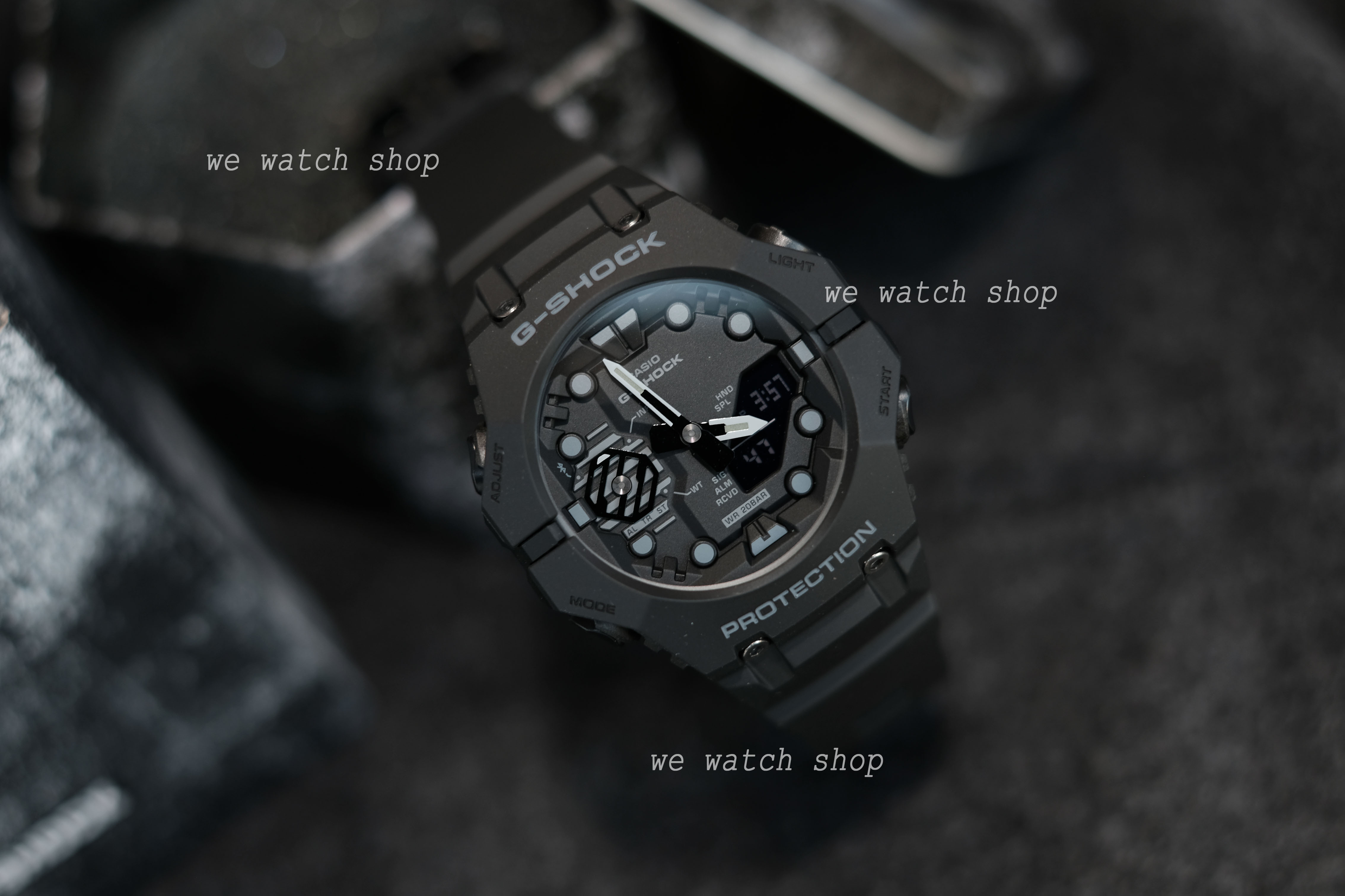 CASIO G-SHOCK รุ่น GA-B001-1ADR สีดำ สายด้าน สินค้าของเเท้ รับประกันศูนย์ CMG 1ปี