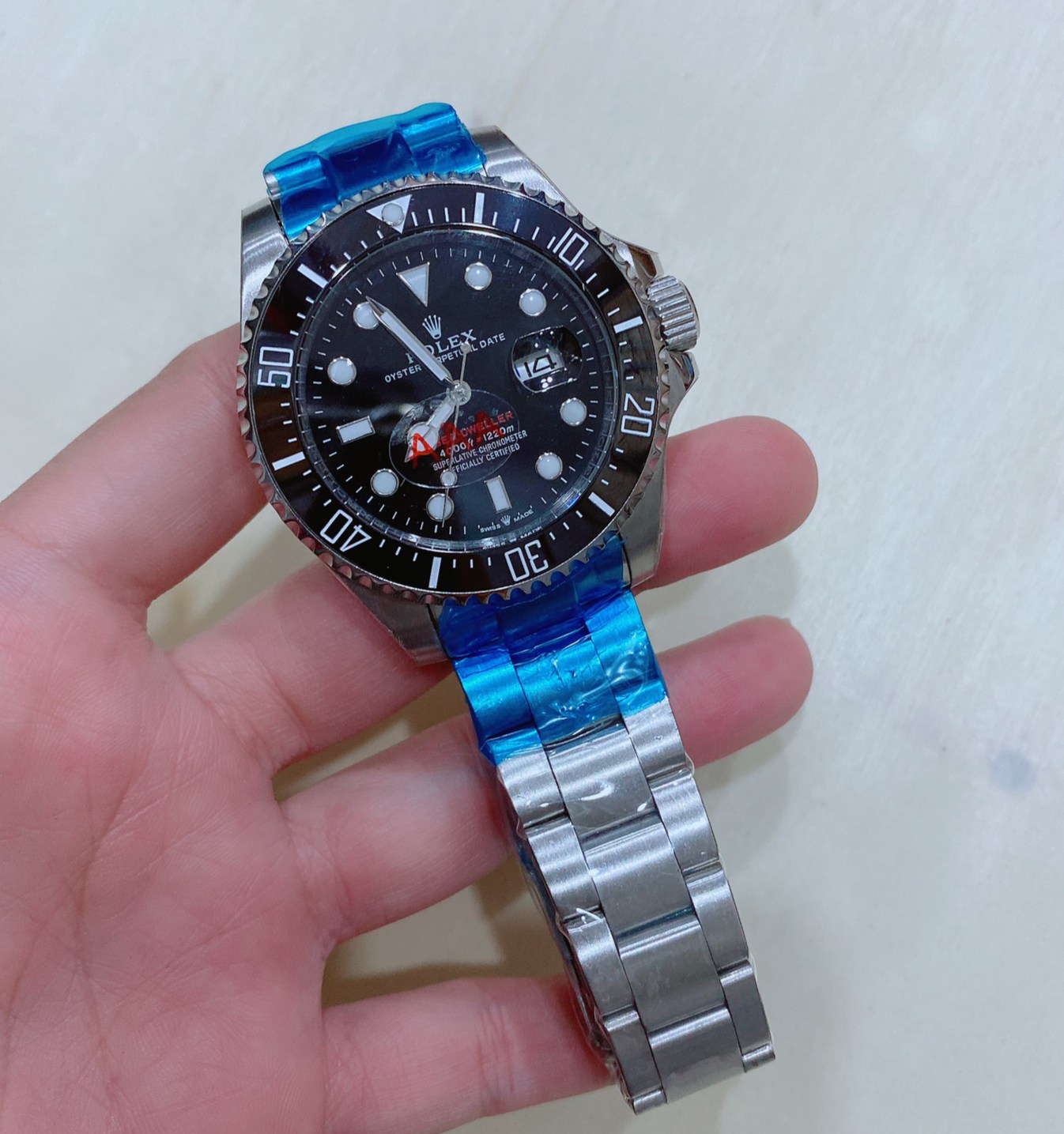Rolex Sea-Dweller - นาฬิกาผู้พิชิตความลึก มาพร้อมกล่องครบชุดตามรูป
