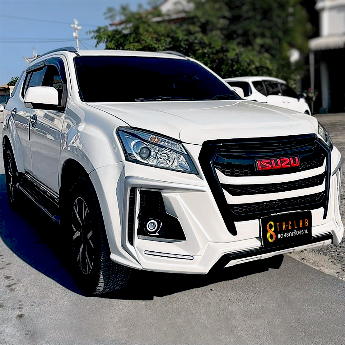 ชุดแต่งแปลงหน้า TAKAI D-MAX 2016