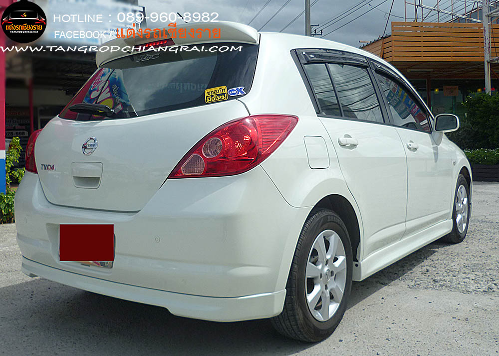 ชุดแต่งรอบคัน ทรงศูนย์ NISSAN TIIDA 5D