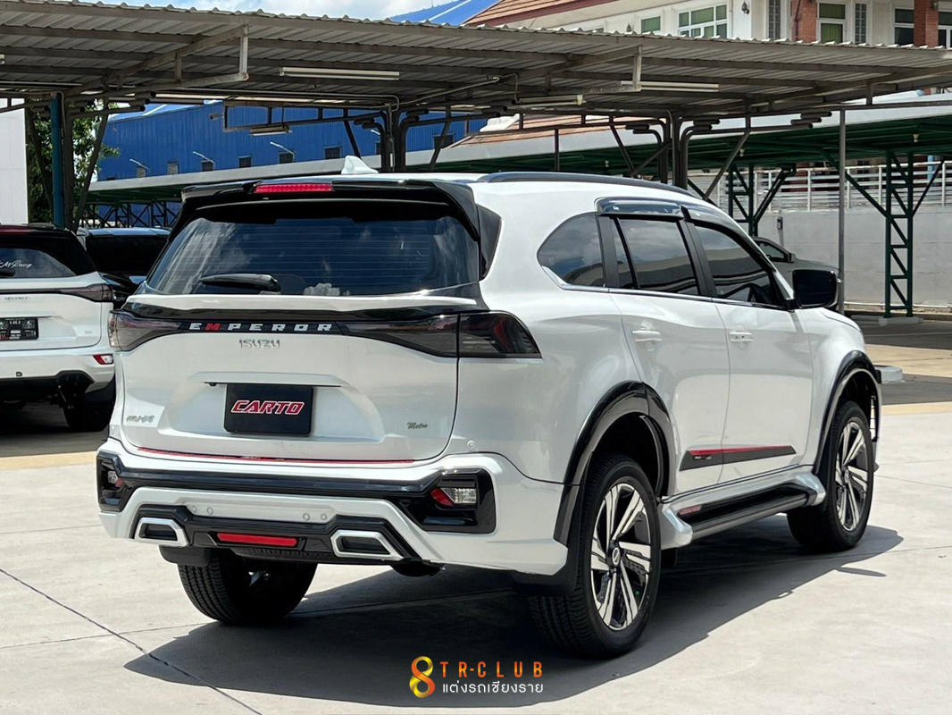 ชุดแต่งสเกิร์ตรอบคัน Emperor M II (Active, Altimate Elegant) MU-X 2025