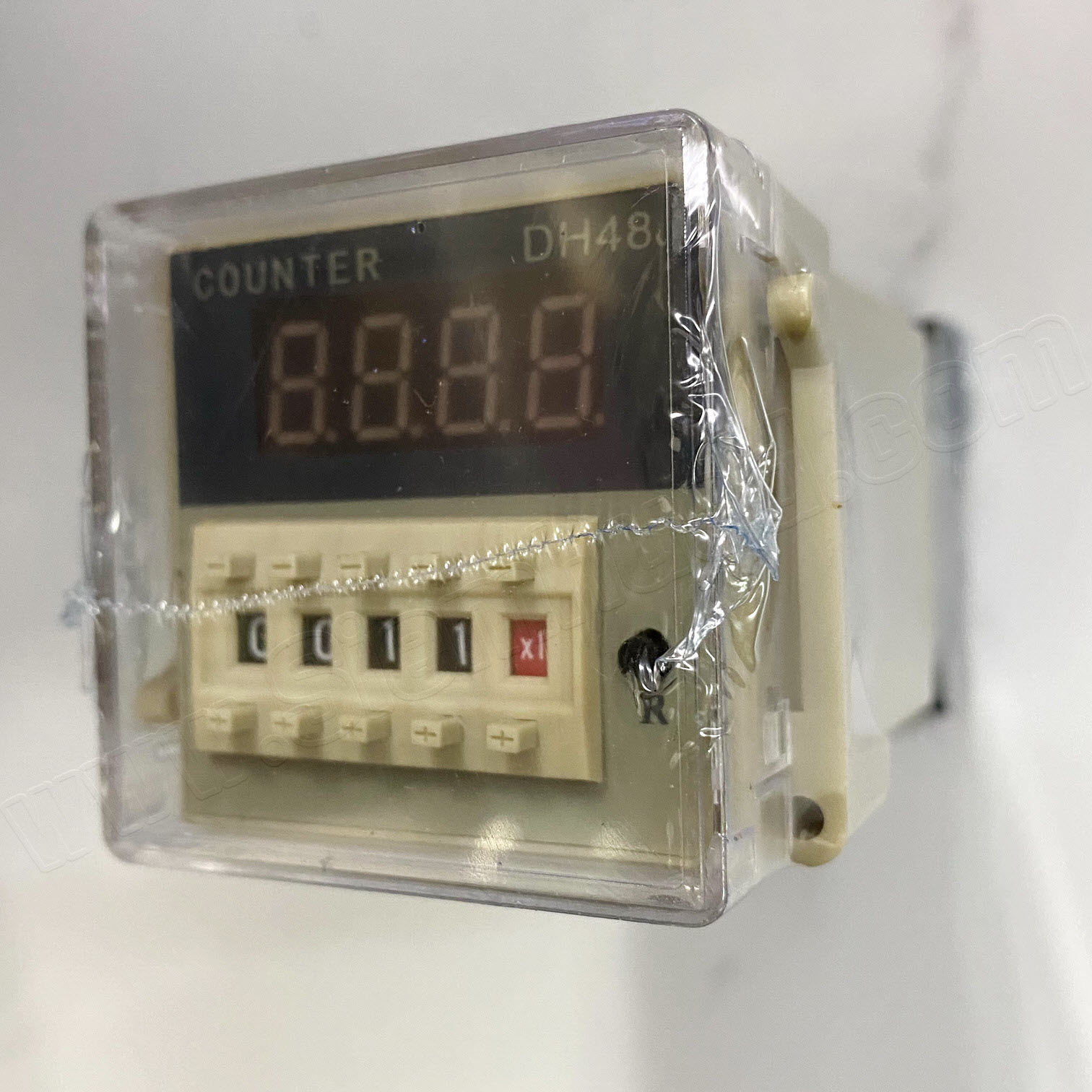 เคาน์เตอร์ตัวตั้งเวลานับถอยหลังให้มอเตอร์ทำงาน Digital Counter Relay (PNC) DH48J-A(11)