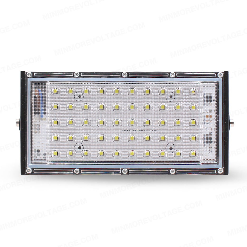 โคมไฟฟลัดไลท์ 50W แสงจ้า ทนทาน คุ้มราคา รุ่น BW-50W ยี่ห้อ BEWON