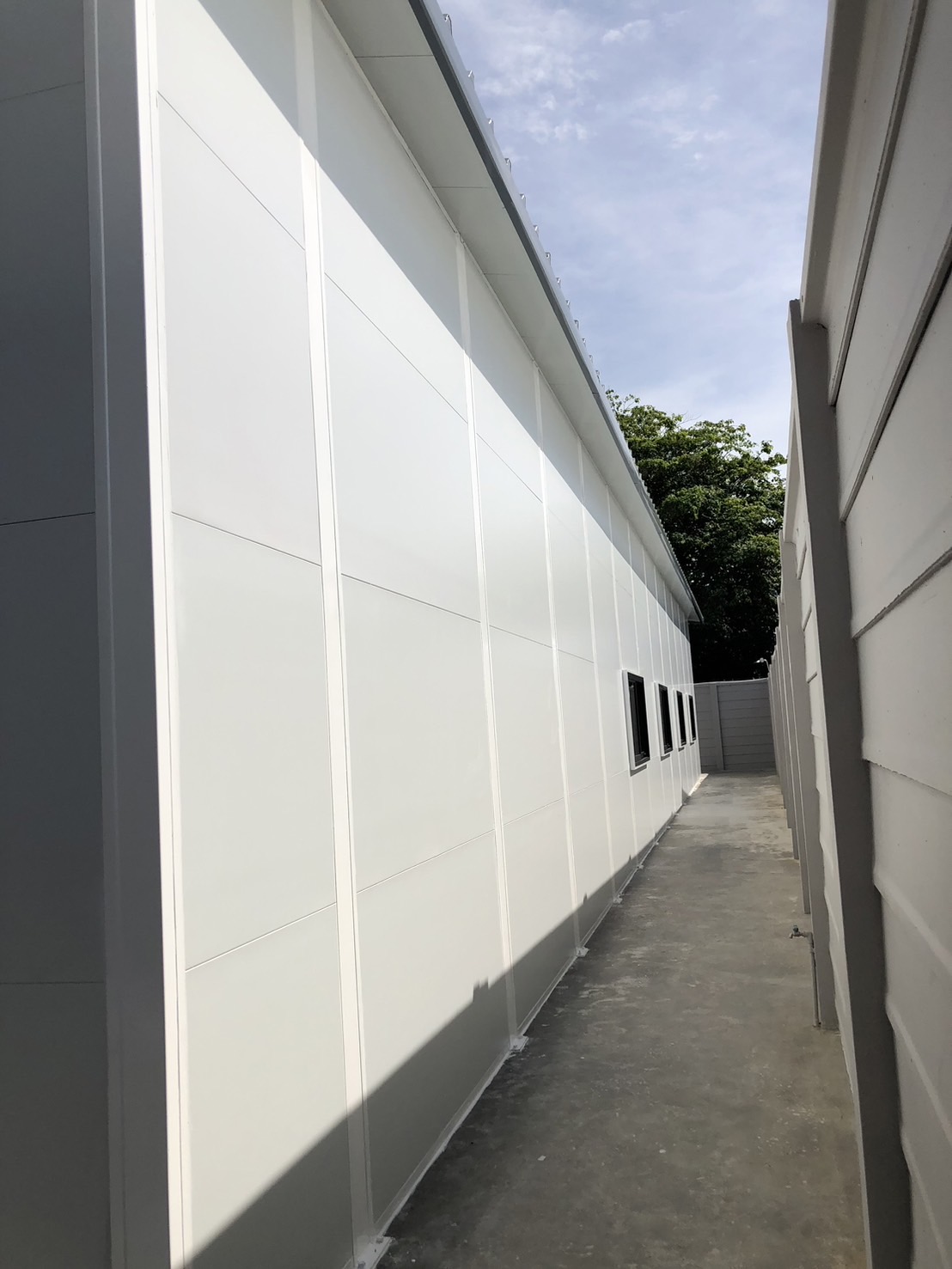 สำนักงานสำเร็จรูปผนังหลังคากันร้อนEPSโฟม 10x25x4m.สมุทรปราการ