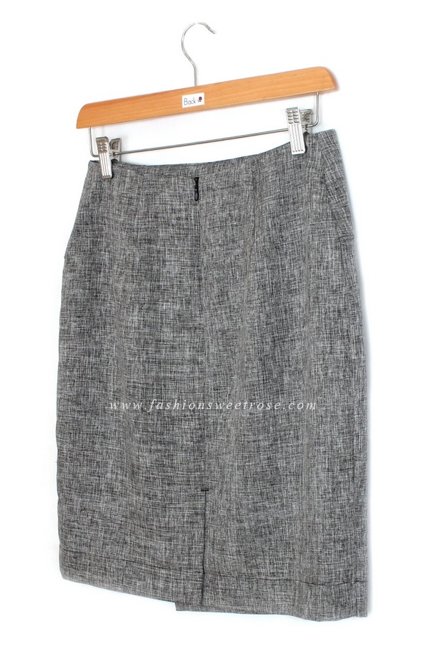 กระโปรงแฟชั่น&ทำงาน กระโปรงทรงสอบผ้าคอตต้อนลินินไอริส สีดำ ด้านหน้ากระโปรงดีไซน์เรียบหรู / SK-432