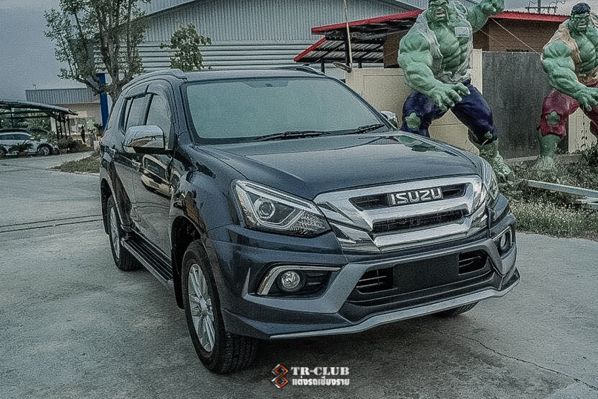 ชุดแต่งสเกิร์ตรอบคัน AMOTRIZ V1 MU-X 2017-2019