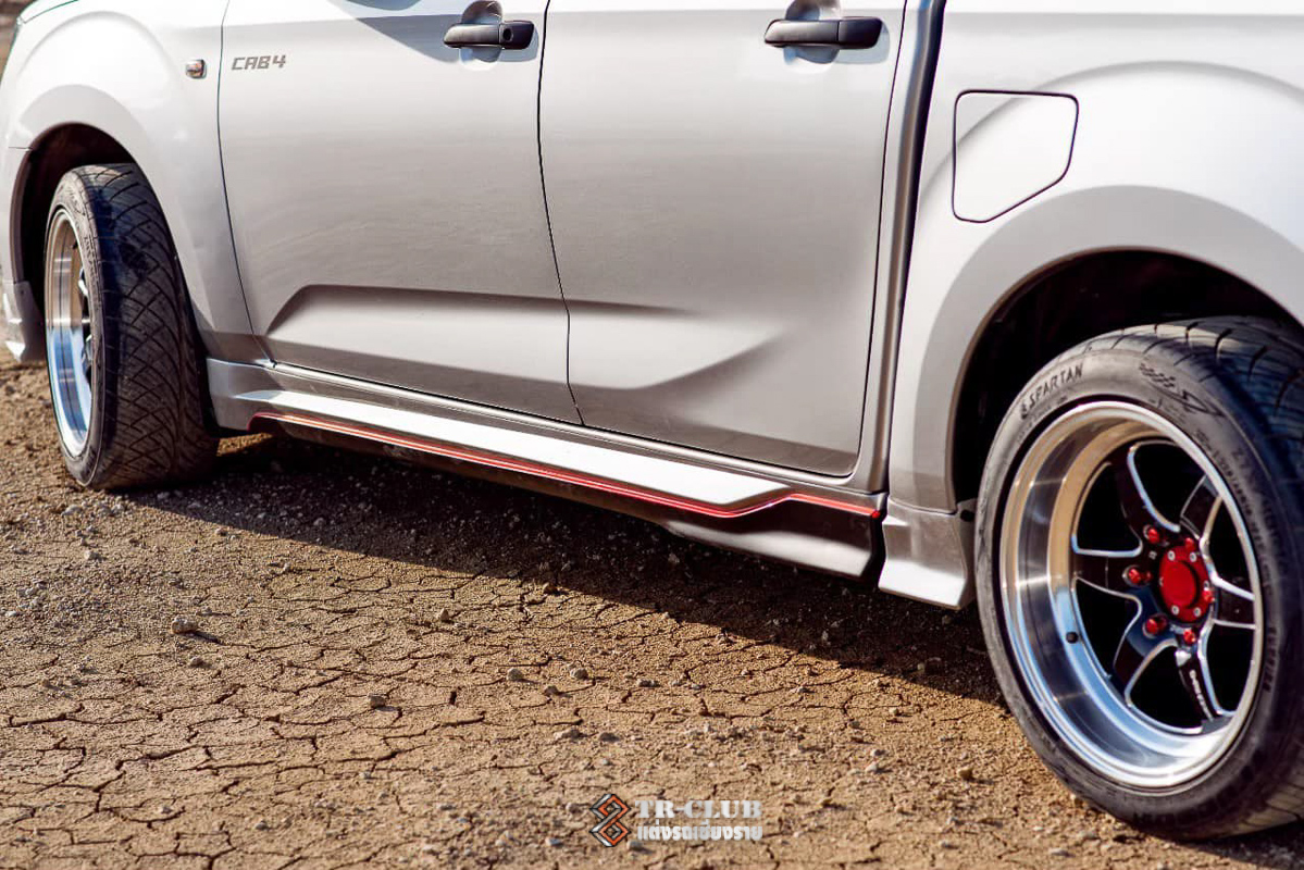 ชุดแต่งสเกิร์ตรอบคัน MASATO สำหรับ ALL NEW D-MAX 2020 (ตัวเตี้ย)