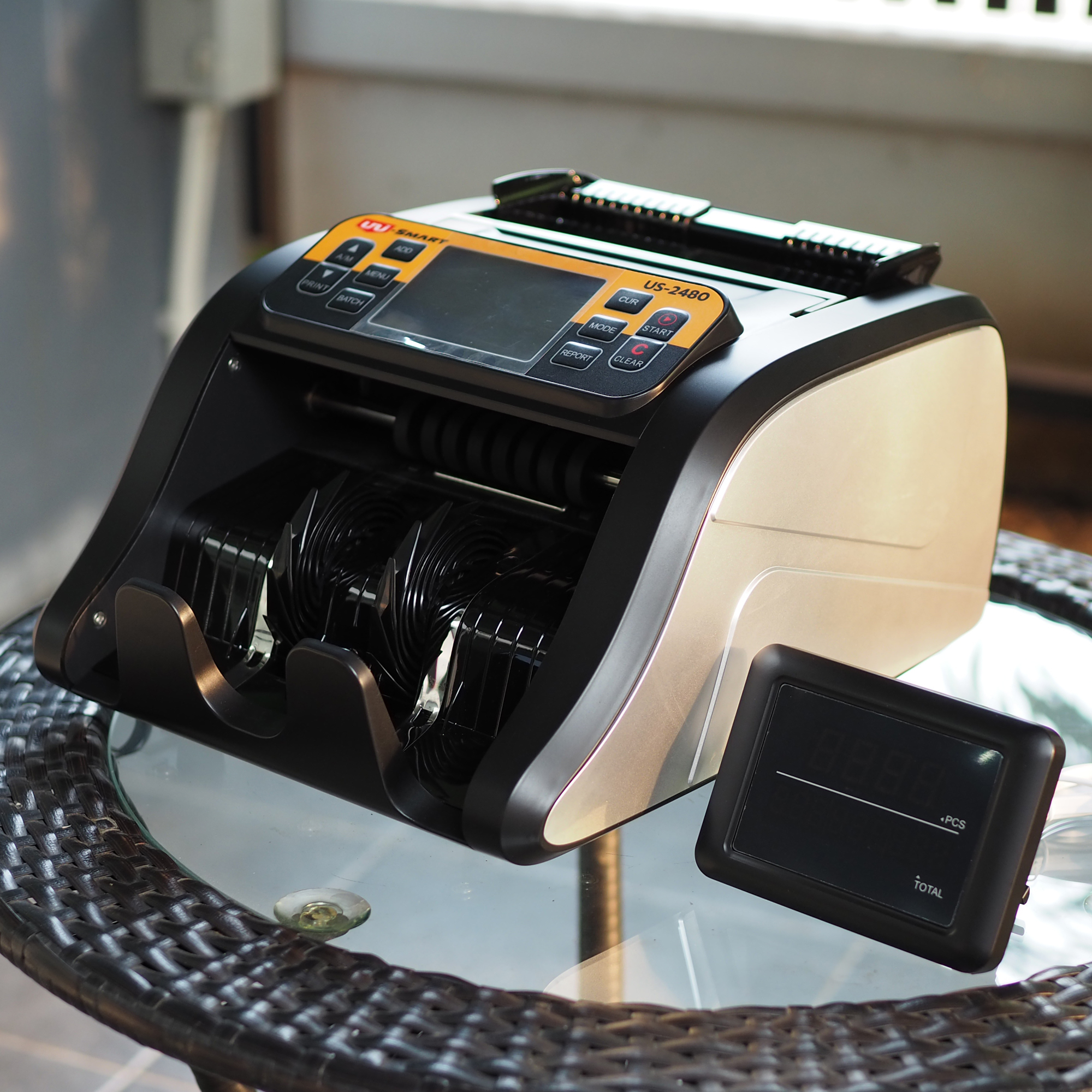 Uni-SMART เครื่องนับธนบัตร เครื่องนับเงิน เครื่องนับแบงค์ ตรวจธนบัตรปลอม US-2480