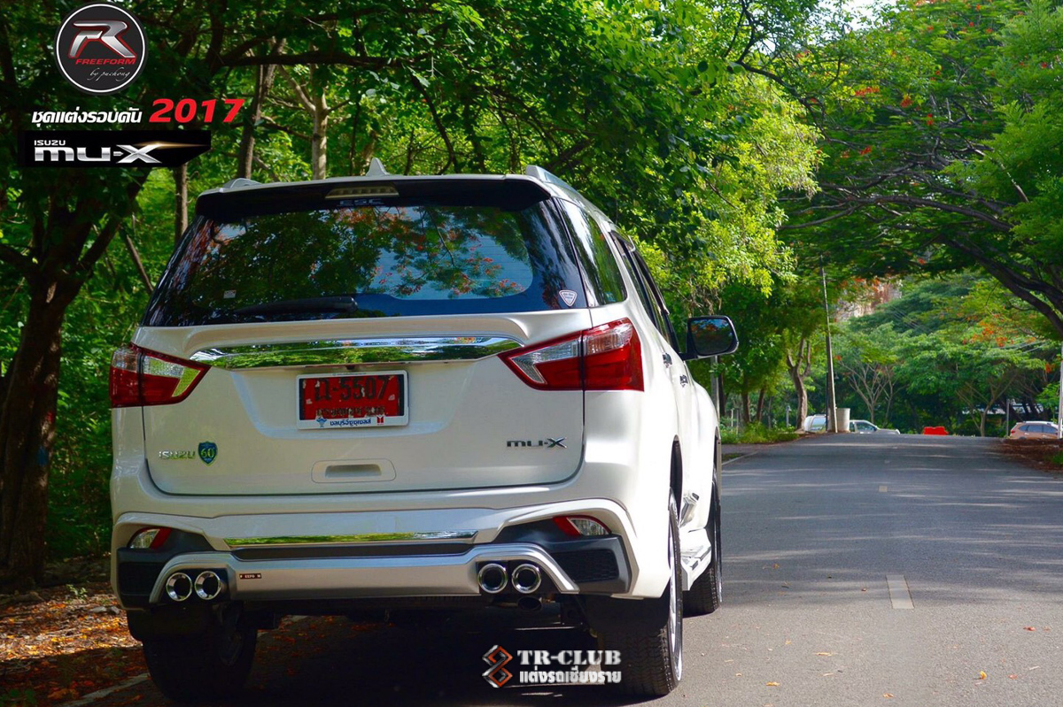 ชุดแต่งสเกิร์ตรอบคัน FS-FREEFORM V2 MU-X 2017-2019