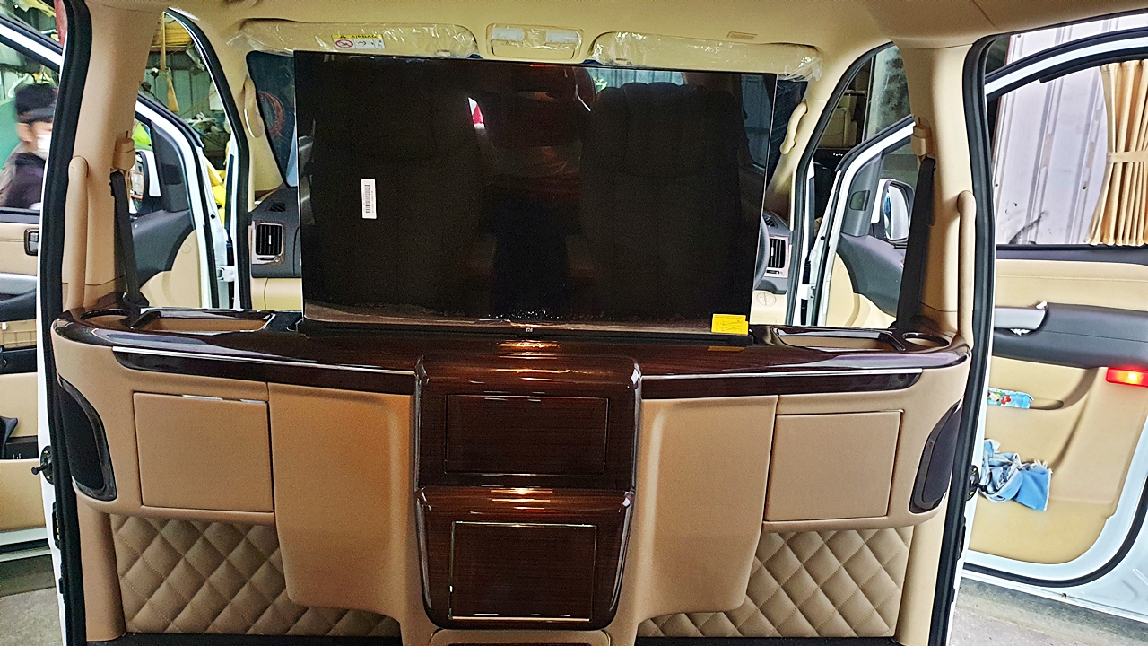 คอนโซลทีวี รถฮุนได Hyundai H1 starex staria