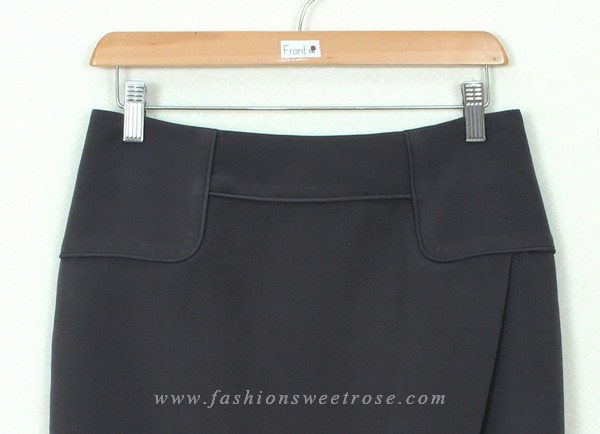 กระโปรงแฟชั่น&ทำงาน กระโปรงทรงสอบ ผ้าไหมอิตาลีสีเทาเข้ม ด้านหน้ากระโปรงดีไซน์เรียบหรู / SK-342