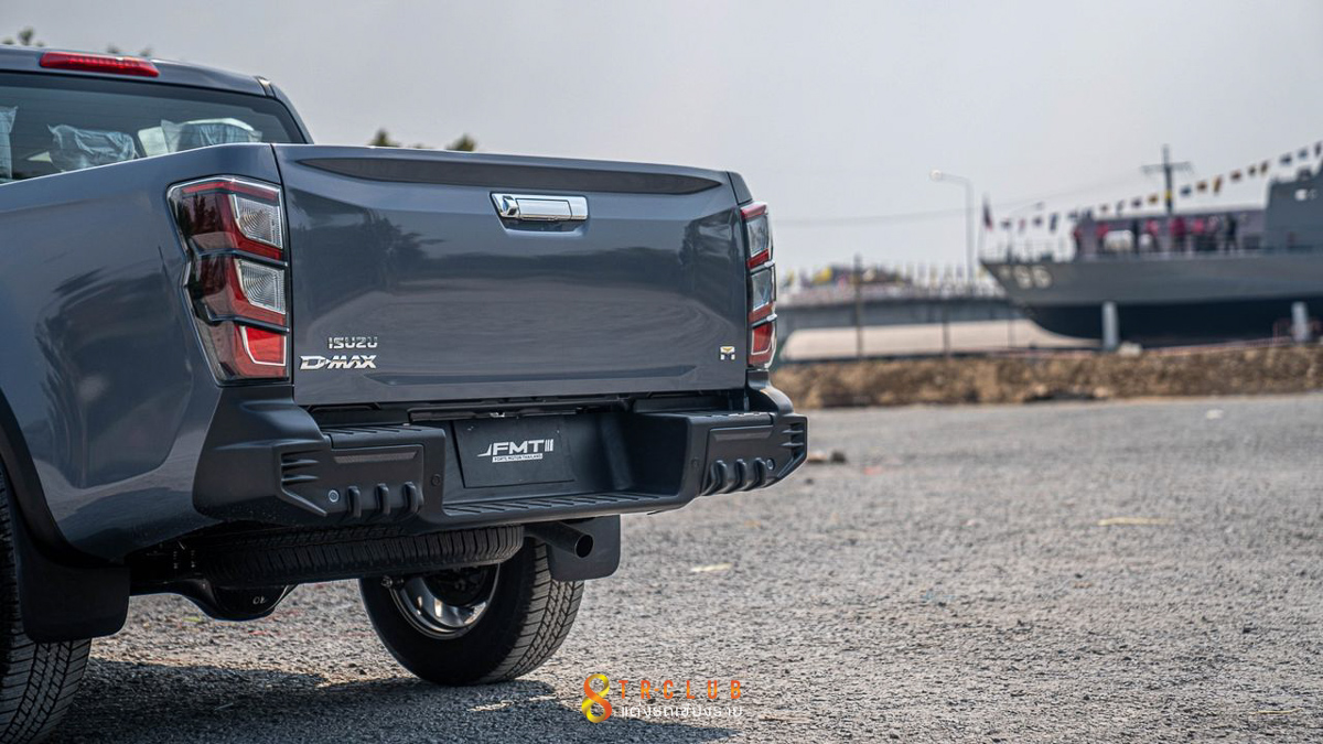 ชุดแต่งสเกิร์ตรอบคัน THUNZER สำหรับ ALL NEW D-MAX 2023 (ตัวสูง)