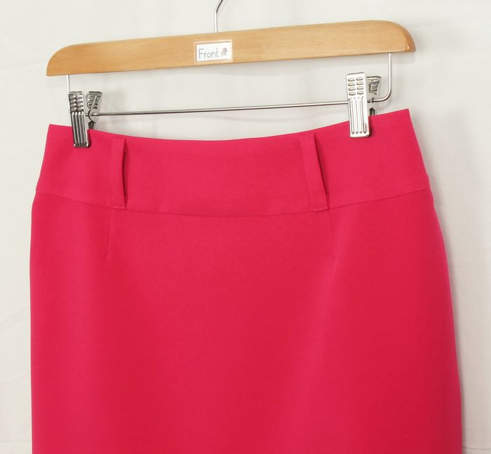 กระโปรงแฟชั่น&ทำงาน กระโปรงทรงสอบ ผ้าไหมอิตาลีสีบานเย็น ชายกระโปรงตีเกร็ดแต่งด้วกระดุม / SK-228