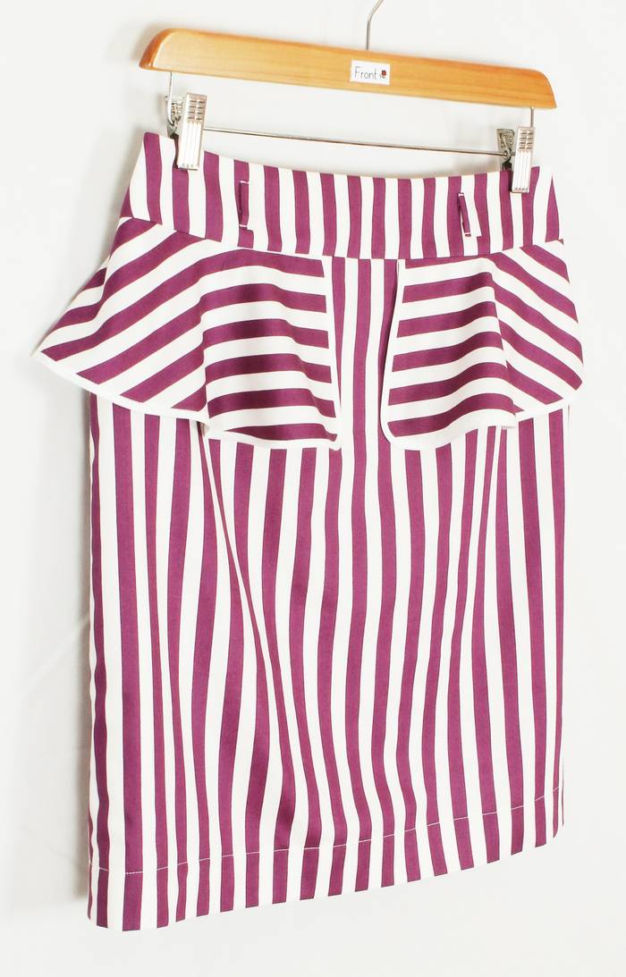 SK-224 กระโปรงแฟชั่น&ทำงาน ทรงสอบแต่งระบาย ผ้าคอตตอนสีม่วงพื้นขาว พิมพ์ลายทาง