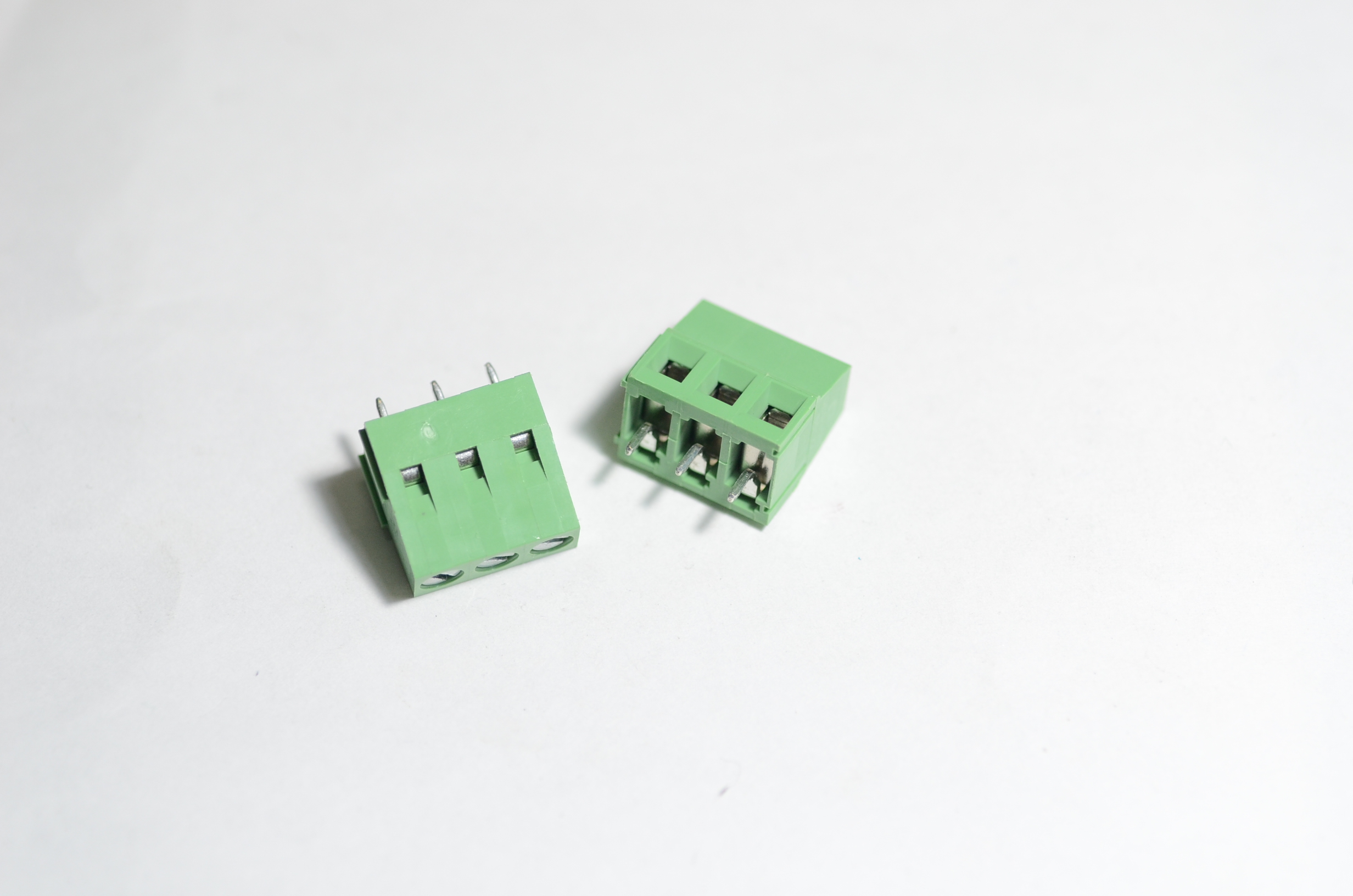 ED350V-03P : 3 pins, Terminal Block