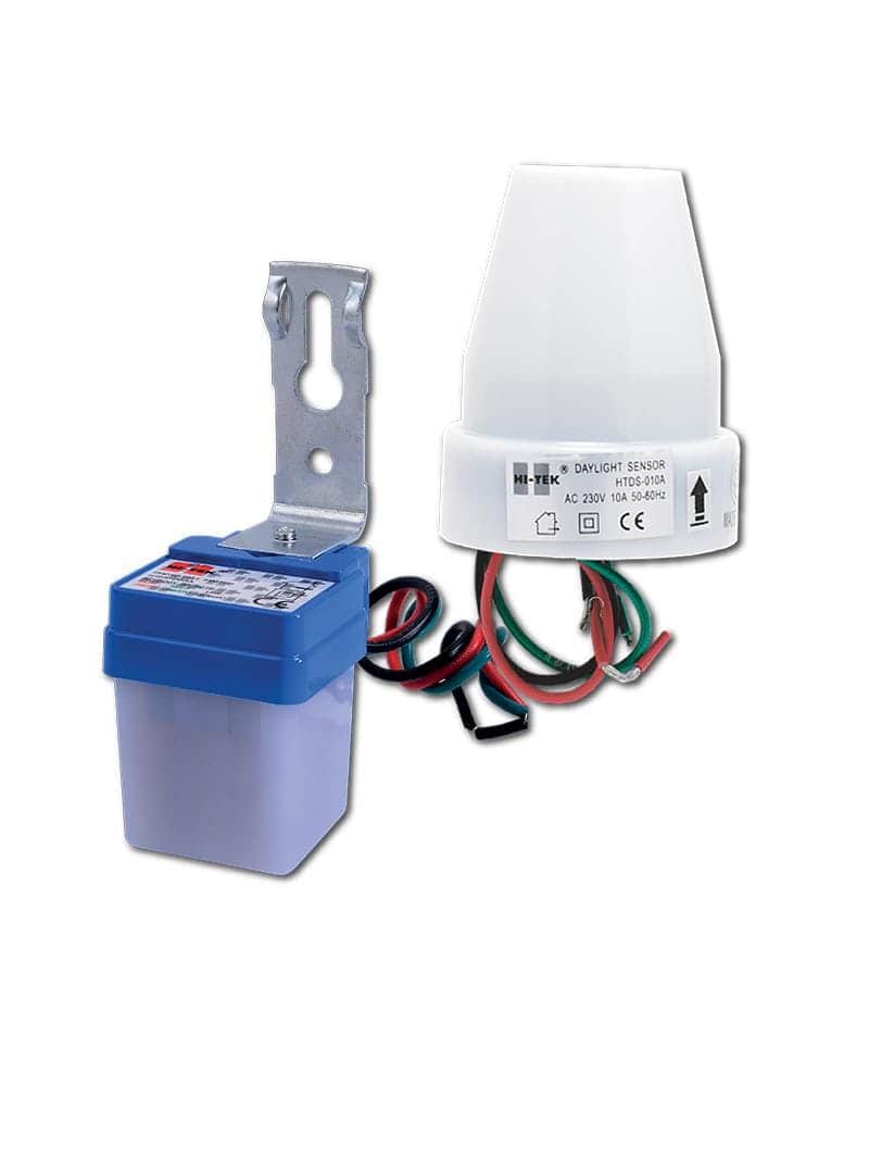 HI-TEK เดย์ไลท์เซ็นเซอร์ 10A 220V