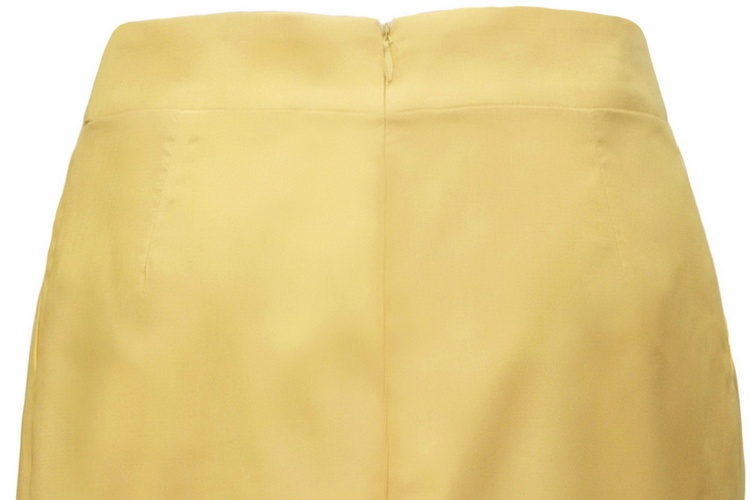 SK-092 กระโปรงแฟชั่น&ทำงาน ทรงสอบ ผ้าคอตต้อนญี่ปุ่นผสมสเปนเดกสีเหลือง แต่งด้วยกระดุม 6 เม็ด