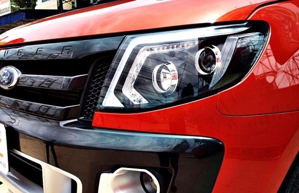 ชุดไฟหน้าสำเร็จแต่งตรงรุ่น Ford Ranger 2012 T6