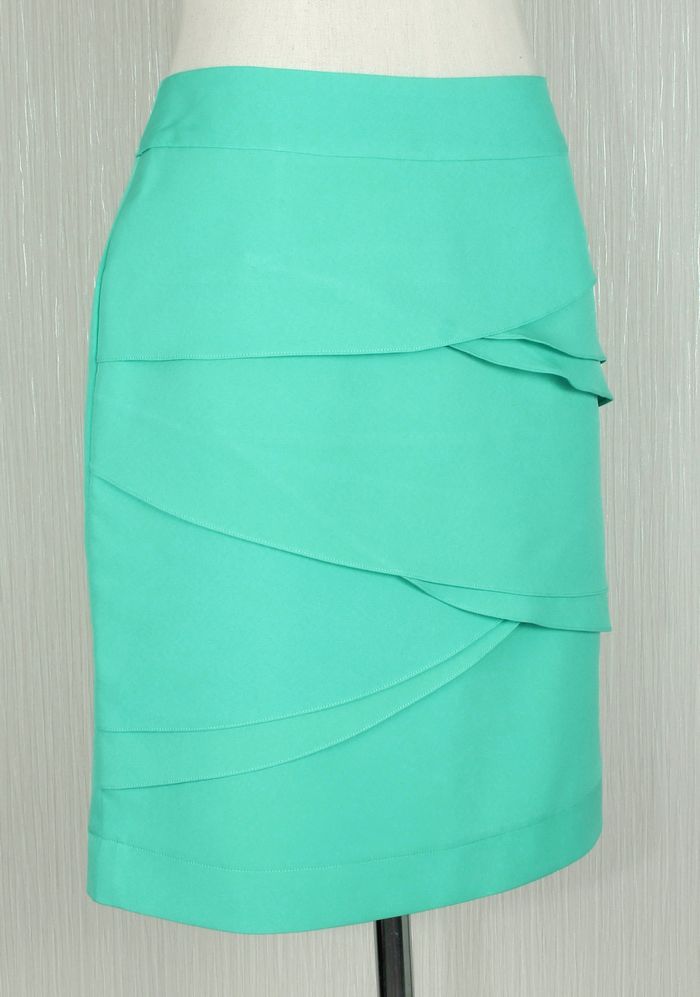 กระโปรงแฟชั่น&ทำงาน ทรงสอบ ผ้าไหมอิตาลีสีเขียวพาสเทล / SK-259